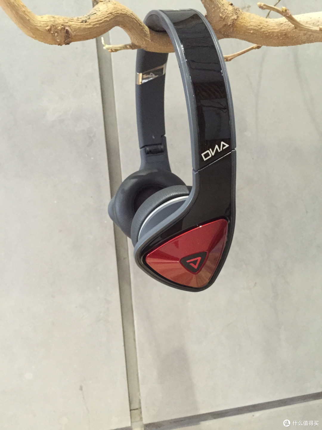 千呼万唤始出来：MONSTER 魔声 DNA® On-Ear Headphones 降噪耳机