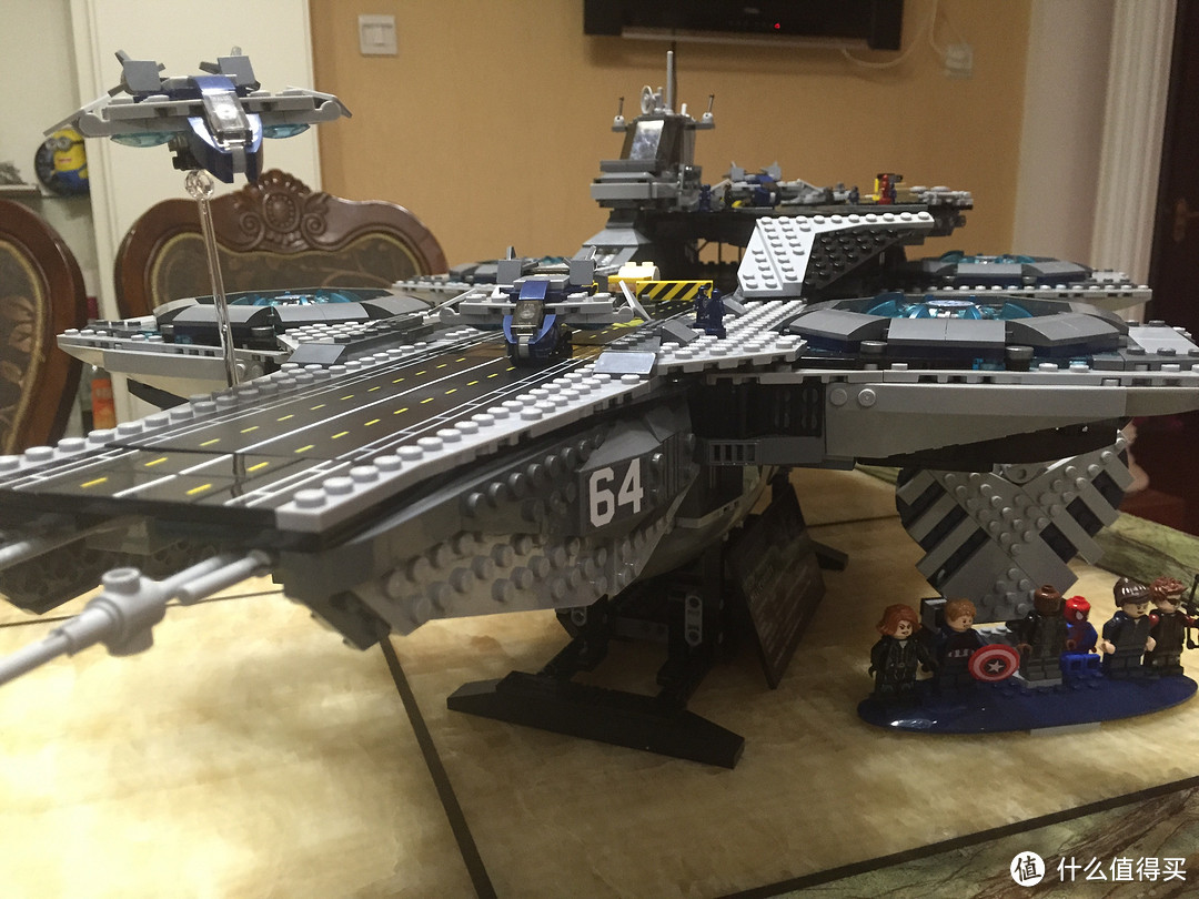 镇宅、传家两相宜：LEGO 乐高 SHIELD Helicarrier 76042 神盾局航母