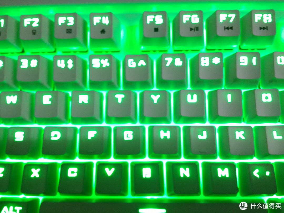 应该是有史以来最便宜的背光机械键盘：sunsonny 森松尼 SK-K1