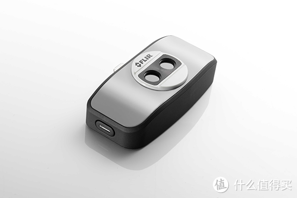 专为手机适配的热成像配件：FLIR 推出 FLIR One 红外热成像相机