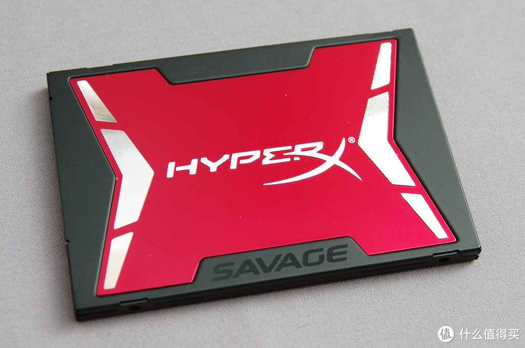 不止有高性能，还拥有最高颜值：金士顿 HyperX Savage SSD 固态硬盘