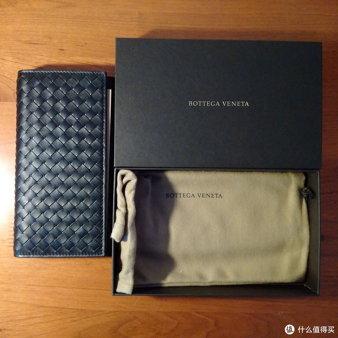 低调奢华的选择：BOTTEGA VENETA 宝缇嘉 男士长款钱夹钱包