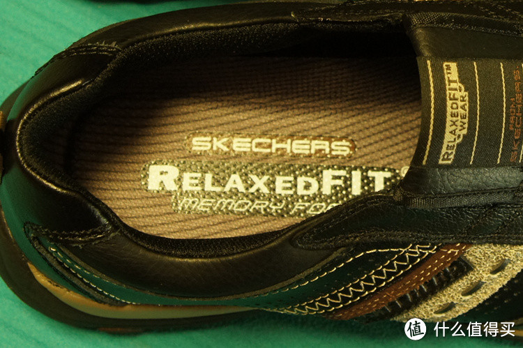 skechers artifact excavate