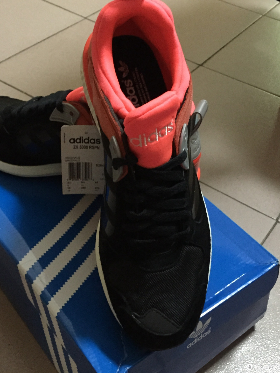 adidas 阿迪达斯 情侣跑步鞋 ZX 5000 RSPN