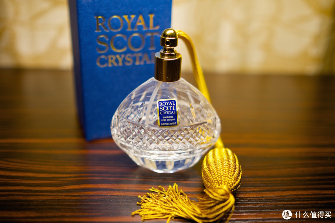 来自英国的手工切割水晶香水瓶：Royal Scot Crystal