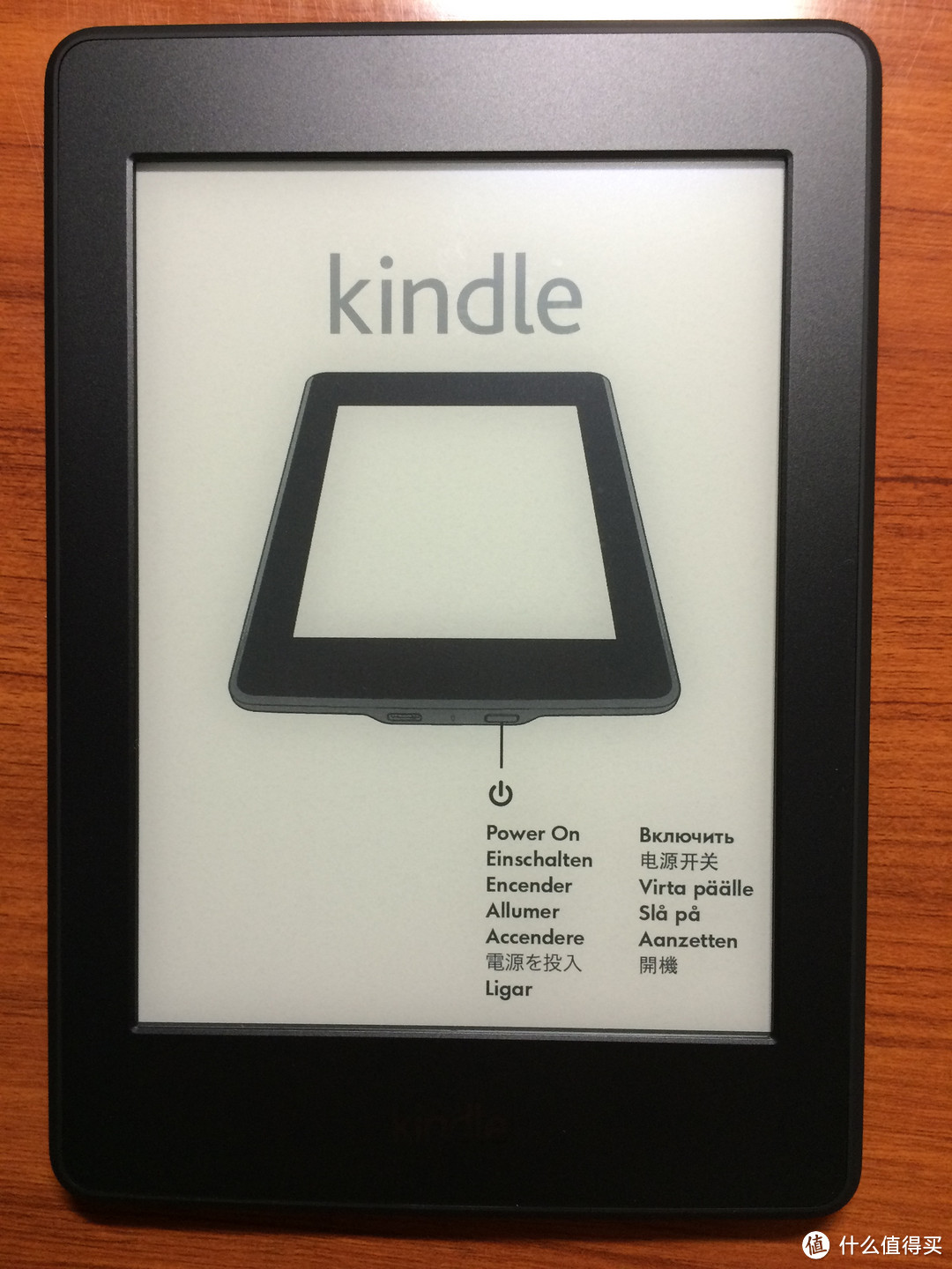 人丑就该多读书！国行亚马逊Kindle Paperwhite3电子书开箱晒物