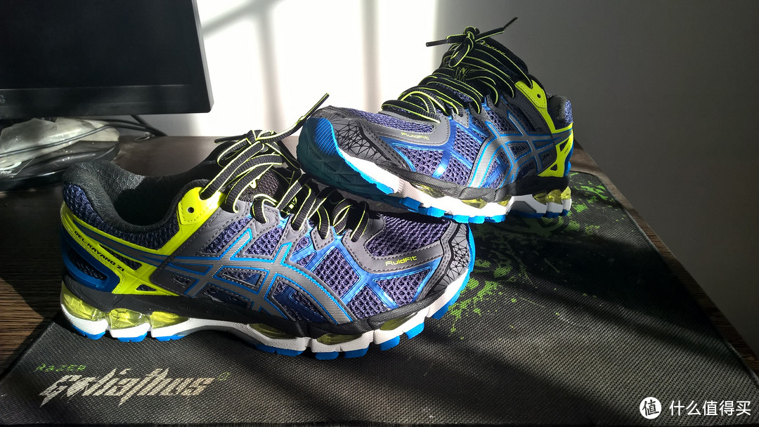 Boom！Boom！Boom！Asics 亚瑟士 Kayano21、Kayano Trainer 和 Saucony 索康尼 Grid 9000 跑鞋三连弹