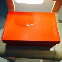 耐克 AIR MAX 2015 跑鞋外观展示(气垫|鞋底|鞋带|鞋面|鞋垫)