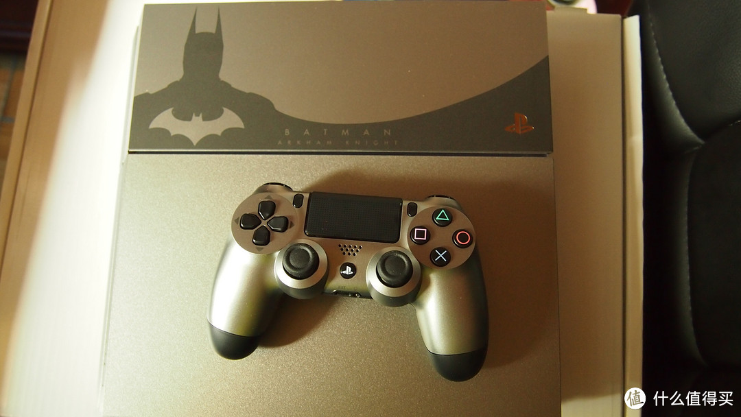 To Be A BatMan：法亚购入 PS4 蝙蝠侠限定版主机