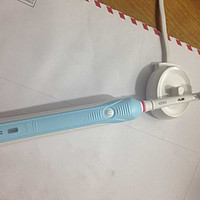 美亚直邮 Oral-B 欧乐-B PRO 1000 充电式电动牙刷