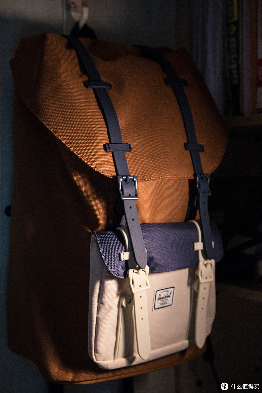 复古潮经典：Herschel Supply Co. Little America 双肩背包