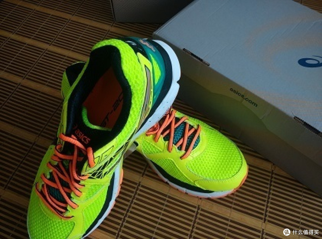 Asics 亚瑟士 GT-2000 NEW YORK 3 跑鞋