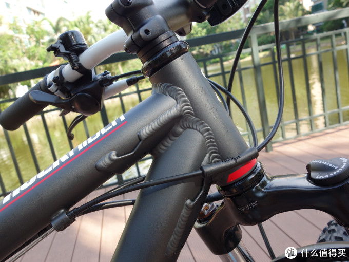 单车秀:DECATHLON 迪卡侬 BTWIN520 山地自行车