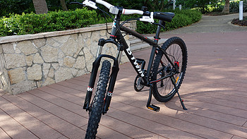 迪卡侬 BTWIN520 山地自行车外观细节(配色|车头|车架)