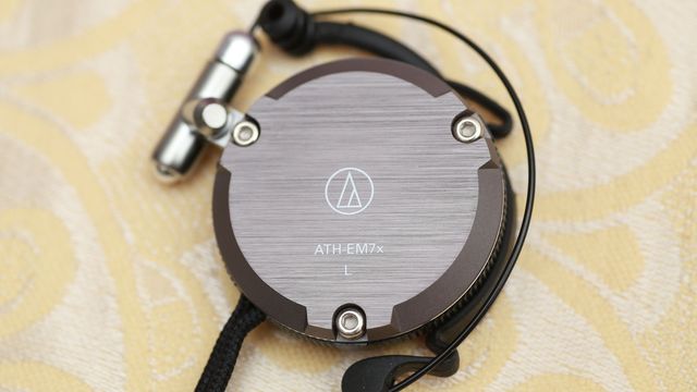 audio-technica 铁三角 ath-em7x 耳挂式耳机