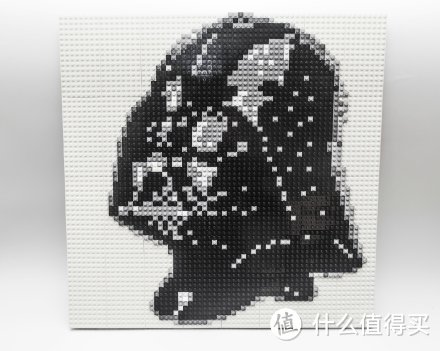 用LEGO 乐高画一幅画：积木与像素的世界