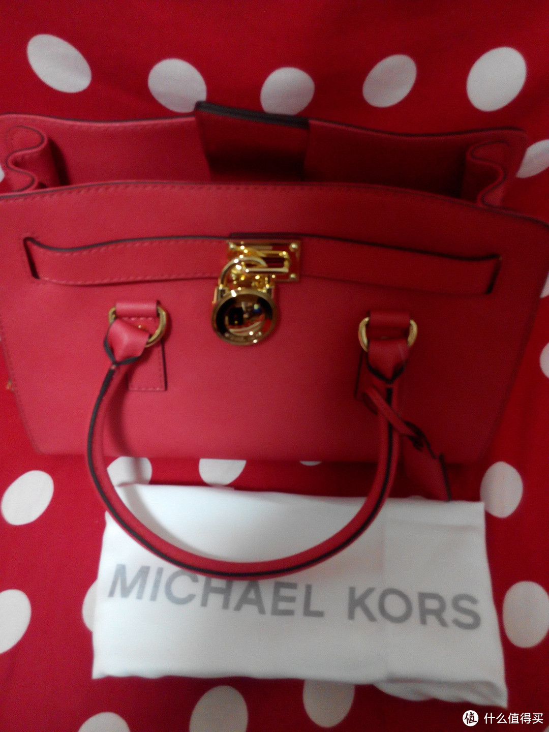 买给女朋友的第一个 Michael Kors 包