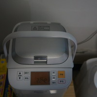 松下 SD-PM105 面包机开箱展示(提手|显示屏|按钮)