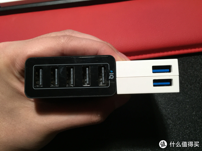 EDC利器:LOCA 2U 充电器