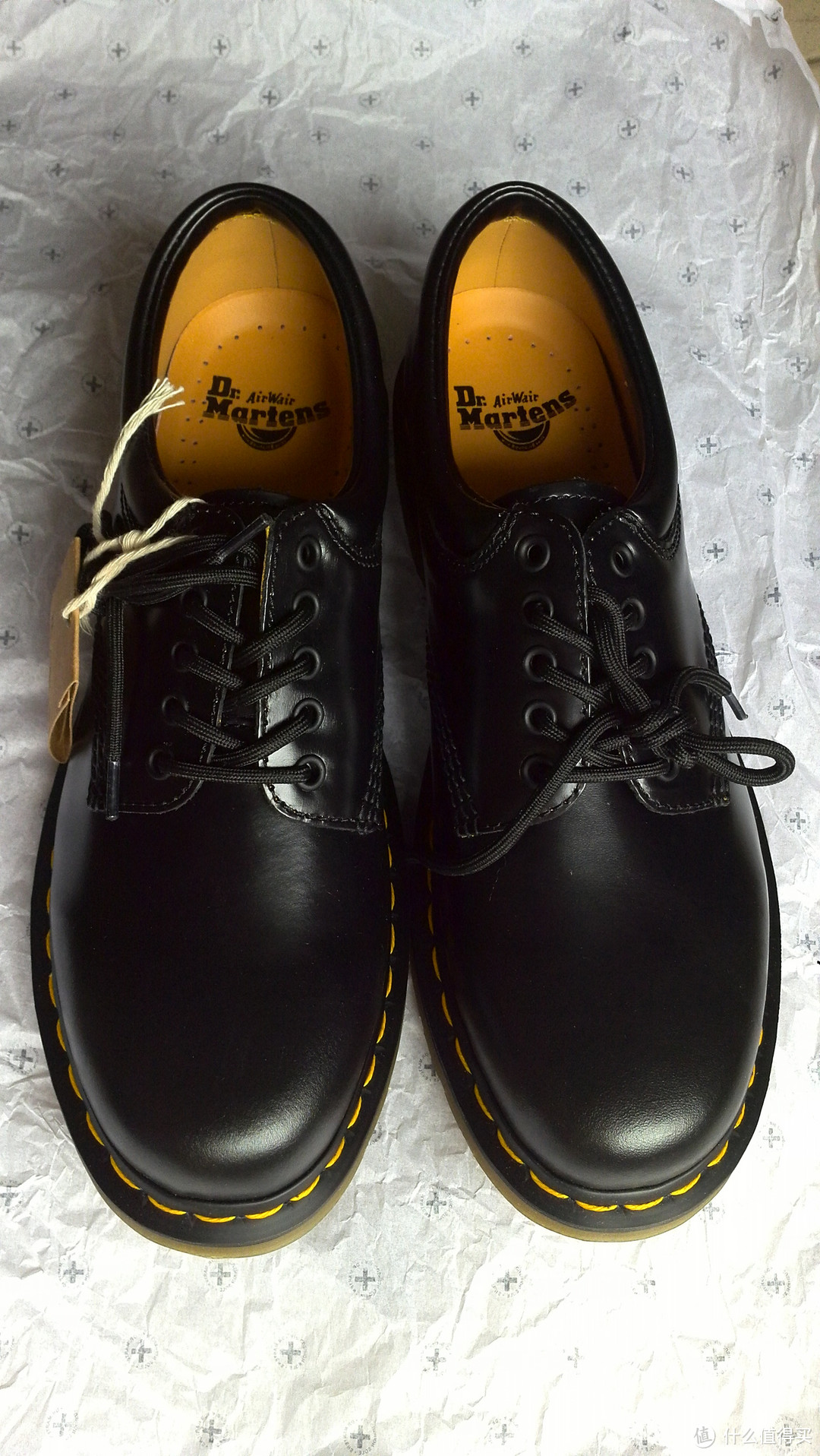 我的首双马丁靴的海淘之旅：Dr. Martens 8053 中性休闲皮鞋