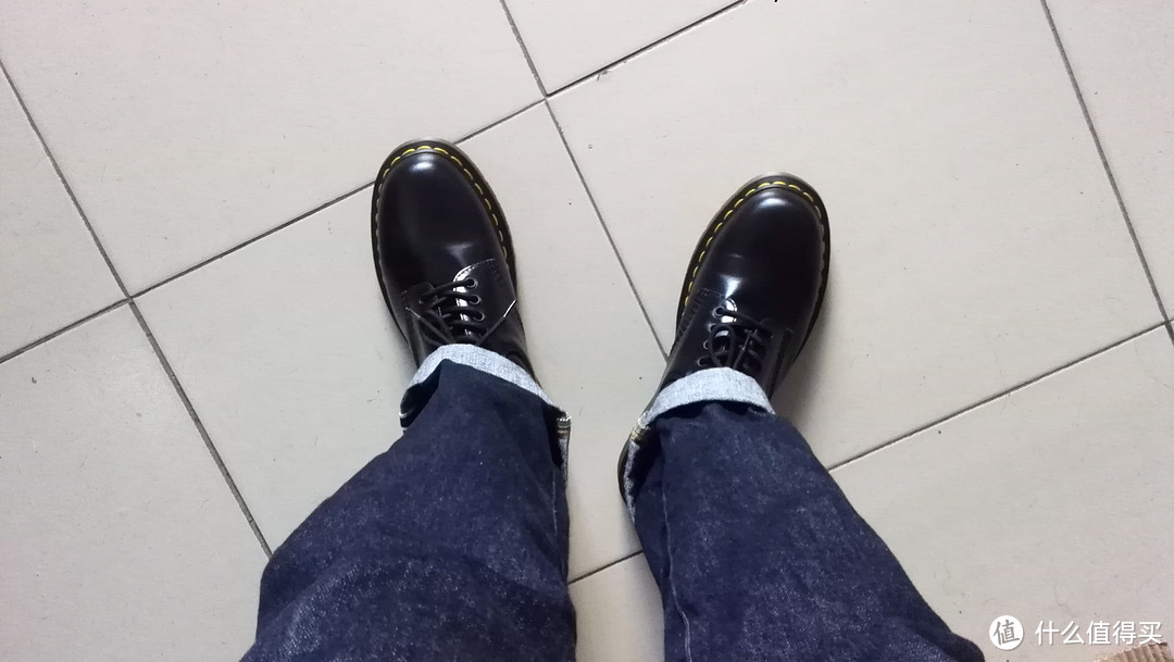 我的首双马丁靴的海淘之旅：Dr. Martens 8053 中性休闲皮鞋