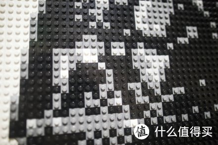 用LEGO 乐高画一幅画：积木与像素的世界