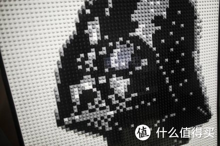 用LEGO 乐高画一幅画：积木与像素的世界