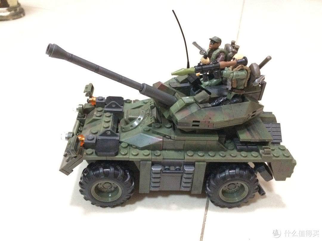 乐高外的另一选择：Mega Bloks Call Of Duty APC Invasion开箱