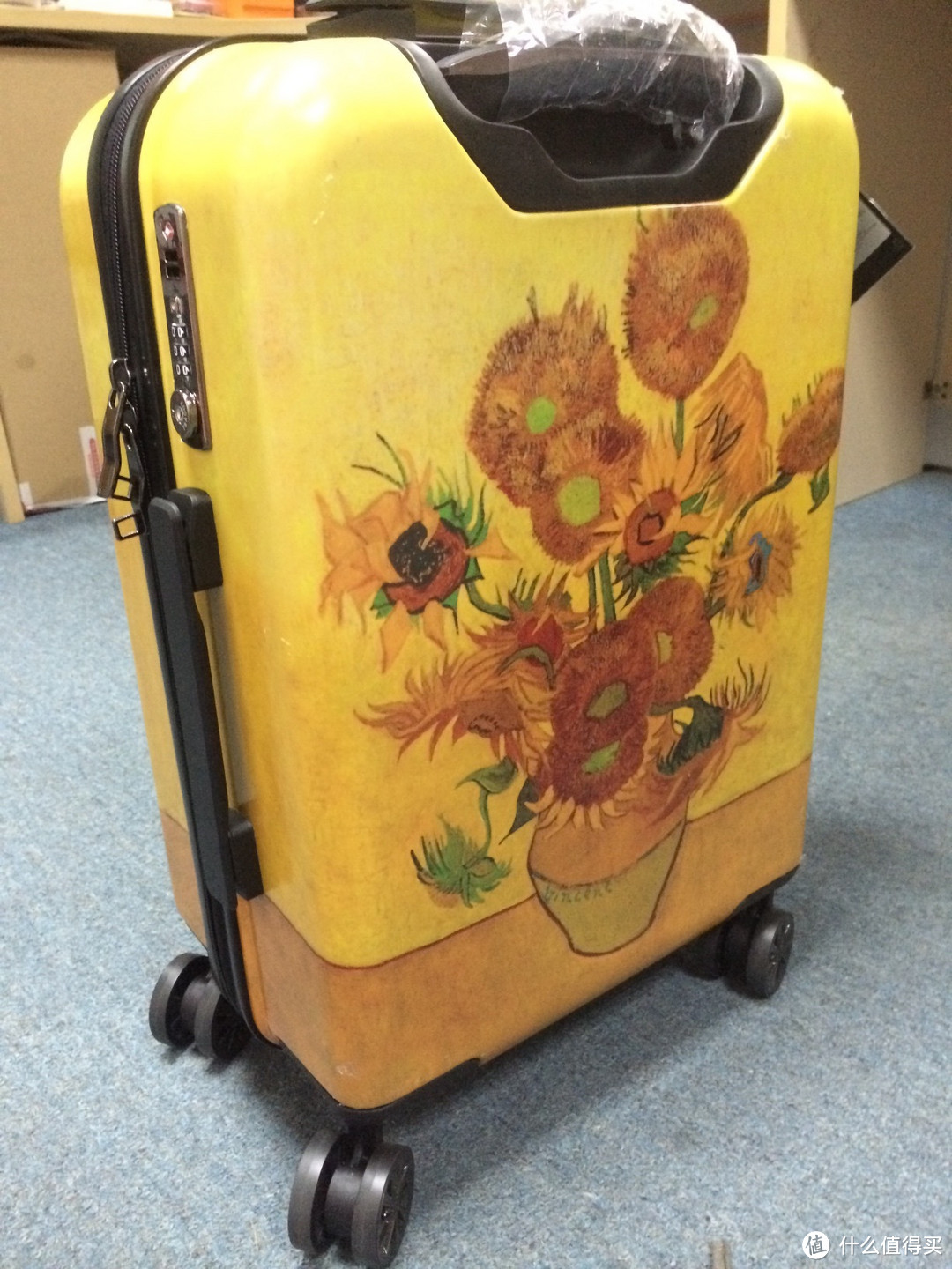 梵高艺术展带回的Waage 梵高向日葵旅行箱
