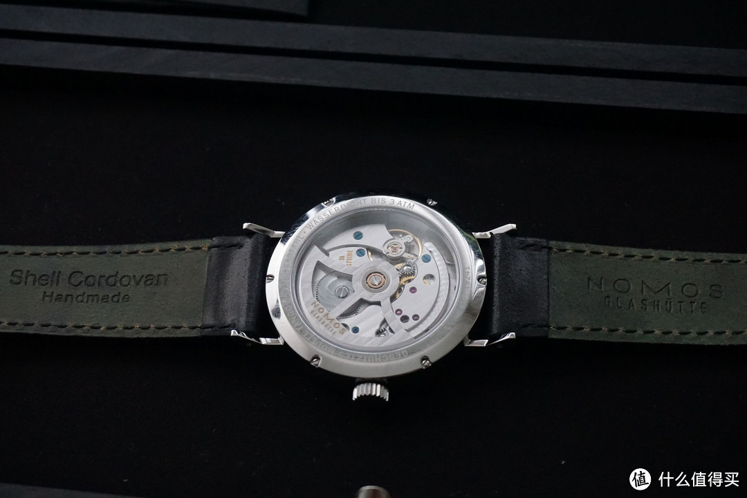 高颜值德味 — NOMOS Tangomat Ref.601 男款腕表