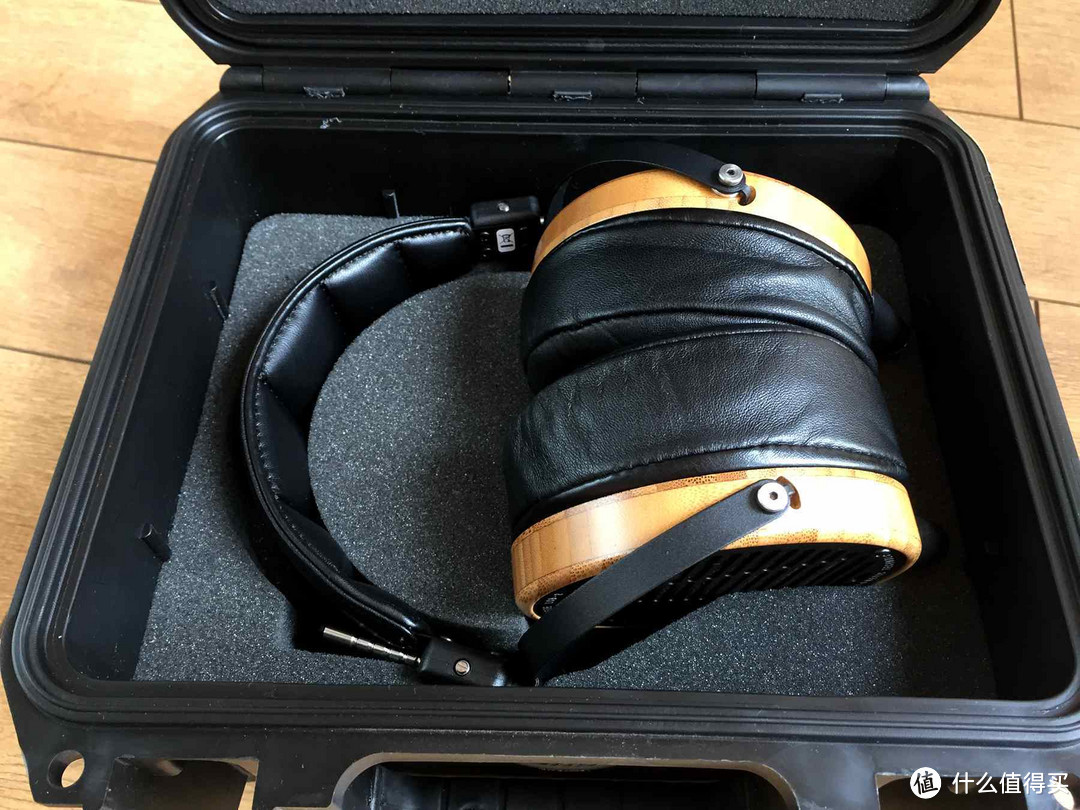 AUDEZE LCD-2 平板耳机