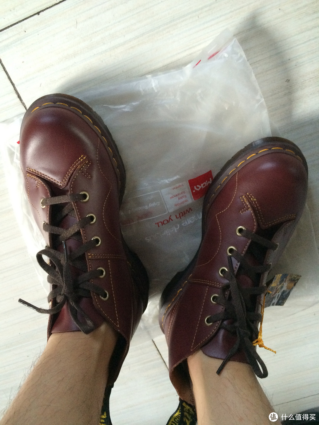 第一双马丁靴——Dr. Martens Church酒红色中性靴