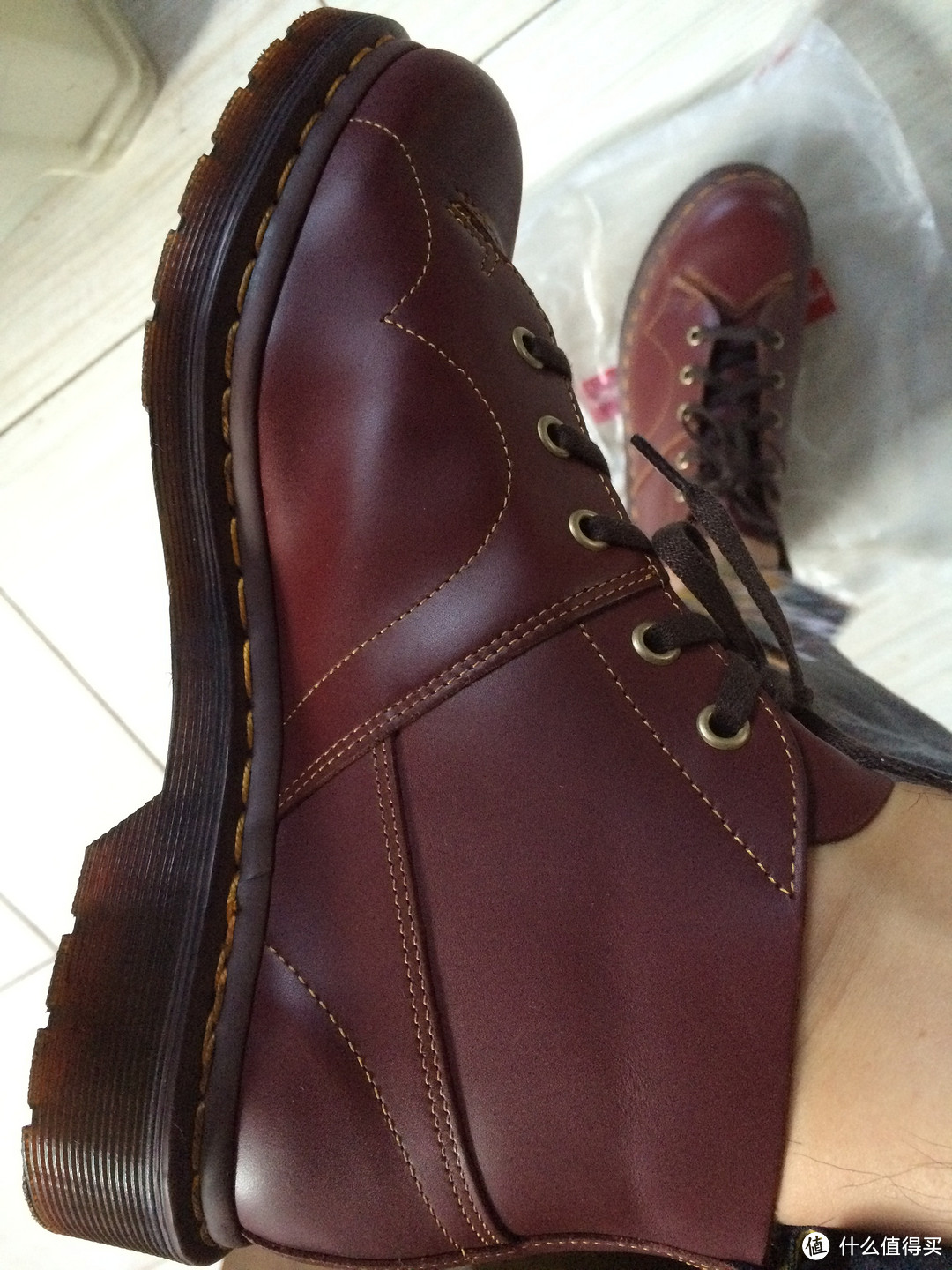 第一双马丁靴——Dr. Martens Church酒红色中性靴