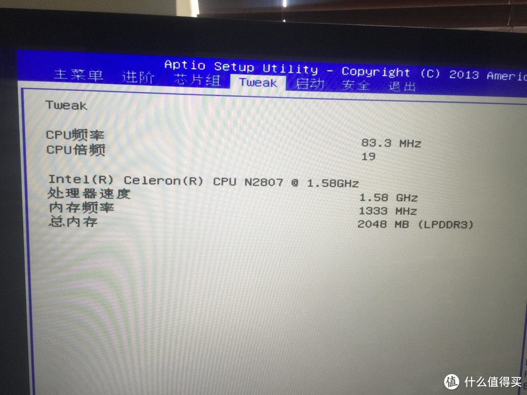 移动电源能带动的win8.1！ECS liva 1.0 Mini电脑 开箱