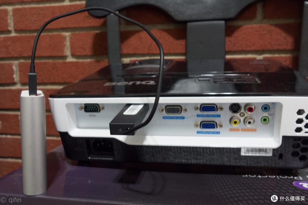 无拘无束的影像：微软无线显示适配器（Microsoft Wireless Display Adapter）使用评测