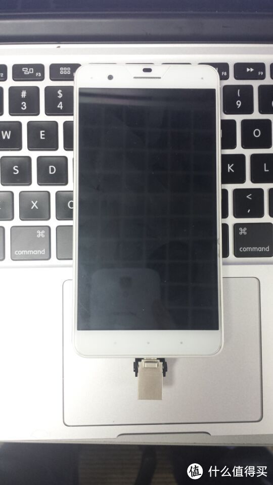 看着很美好:Kingston 金士顿 DTDUO3 64GB 超便携 OTG USB3.0 U盘