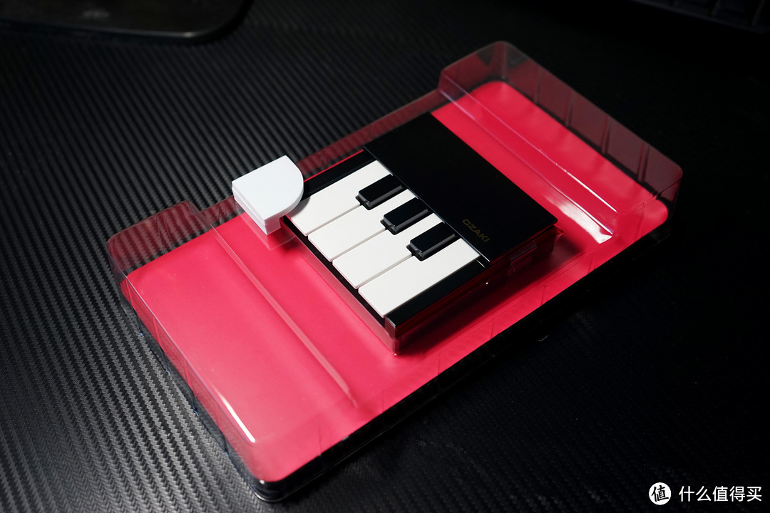 一件生活情趣小玩物：OZAKI 大头牌 OR302 钢琴键盘