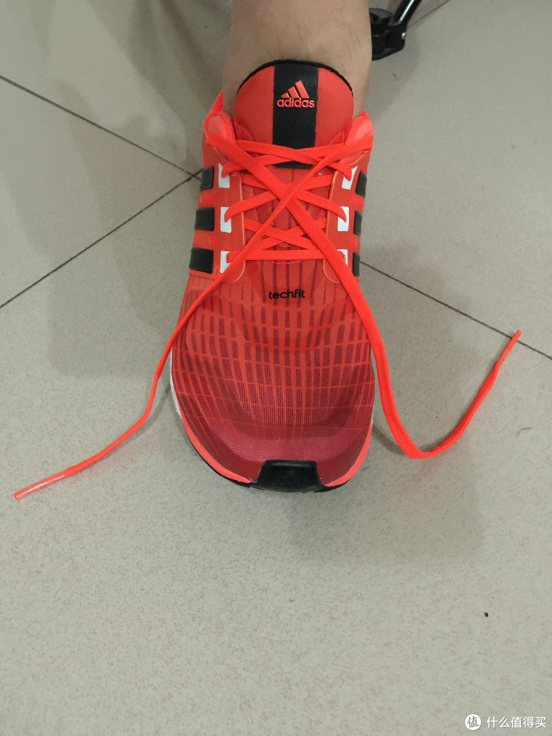 adidas 阿迪达斯 Energy Boost Cushioned 跑鞋