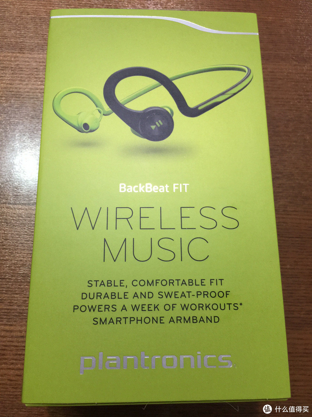 运动中的一抹骚绿：Plantronics 缤特力 backbeat fit 运动耳机开箱体验