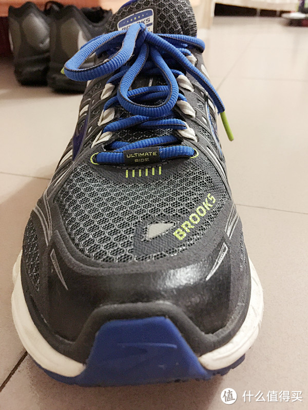 Brooks 布鲁克斯 Transcend 超越 闪电灰 跑鞋