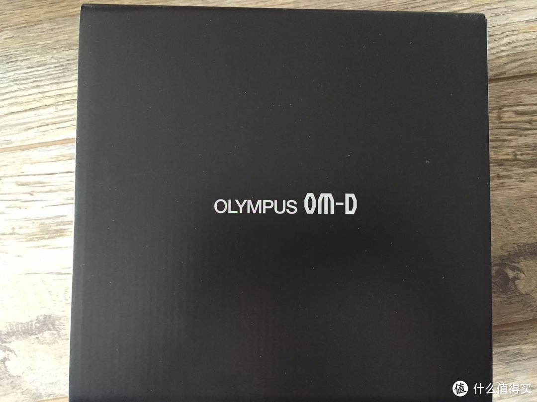 OLYMPUS 奥林巴斯 OM-D E-M5 Mark II 简单开箱