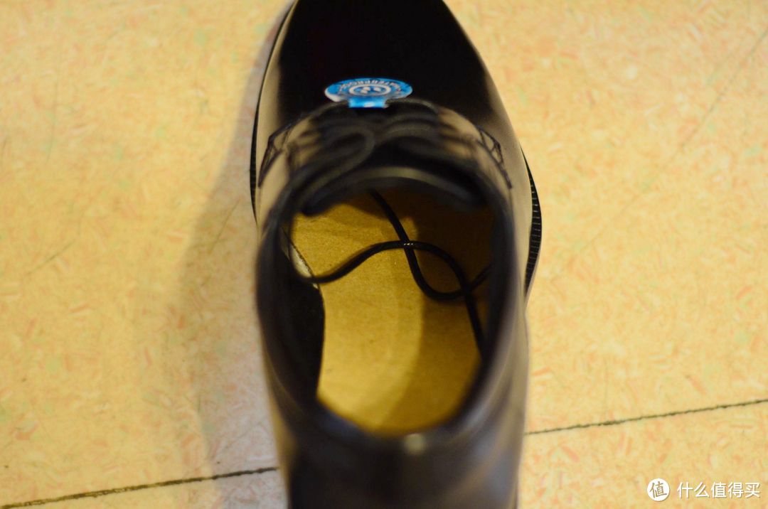 PRIME会员日7折直邮Rockport 乐步  Essential Details 男款防水皮鞋