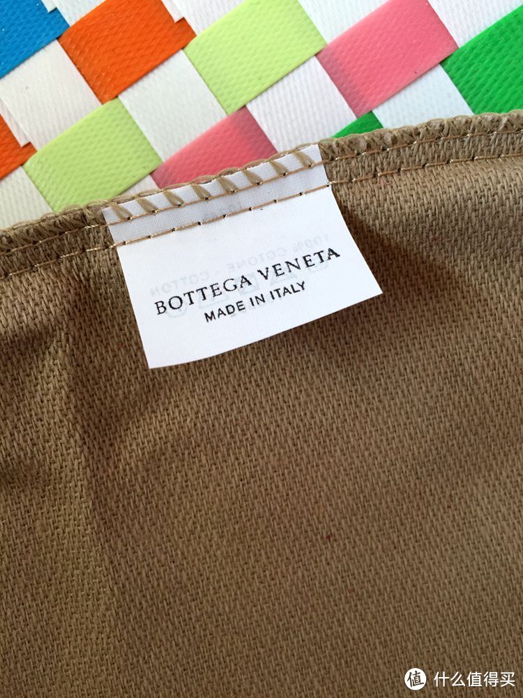 BOTTEGA VENETA 牛皮长款钱包