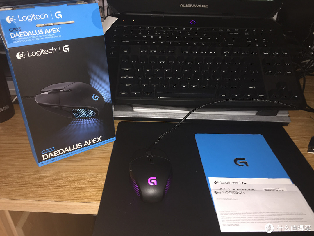 美亚直邮 Logitech 罗技 G303 鼠标开箱附与G502对比