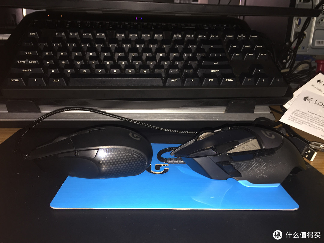 美亚直邮 Logitech 罗技 G303 鼠标开箱附与G502对比