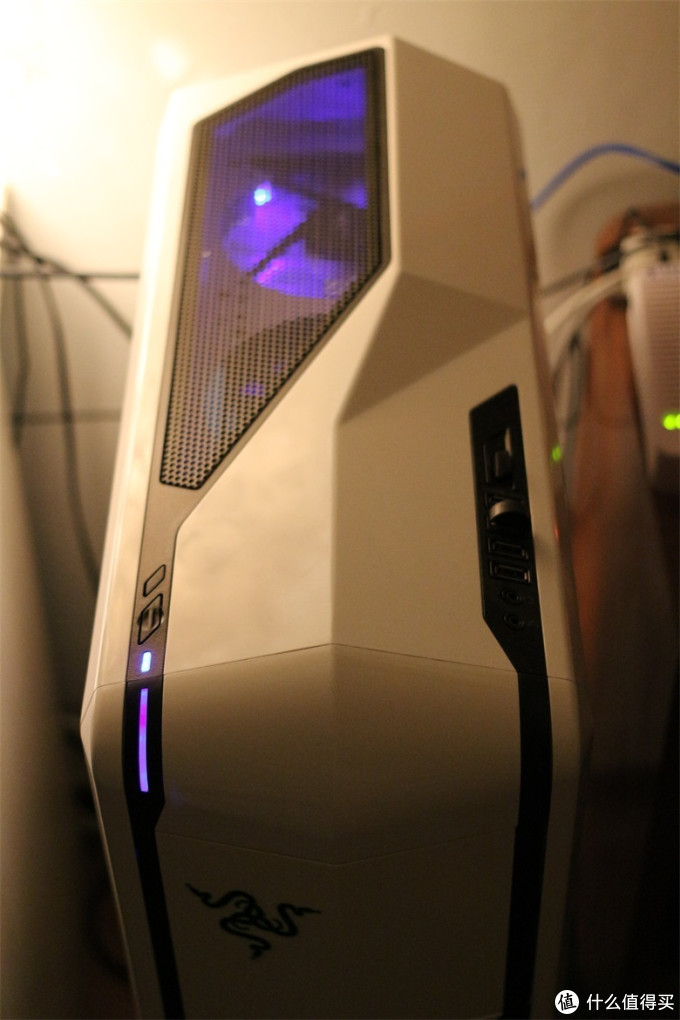 无以伦比的美丽:nzxt 恩杰 phantom410 小幻影 机箱