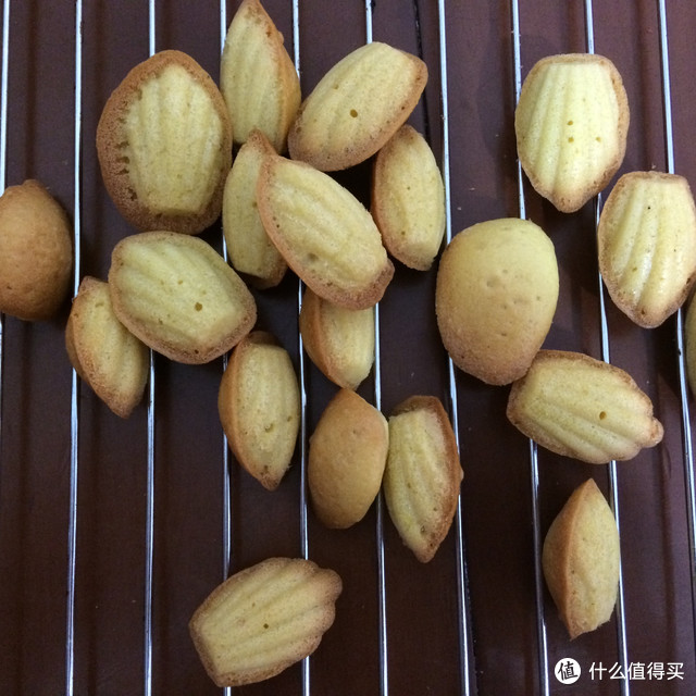 烘焙新手心中的白甜美--------LEKUE 乐葵 铂金硅胶蛋糕模具套装