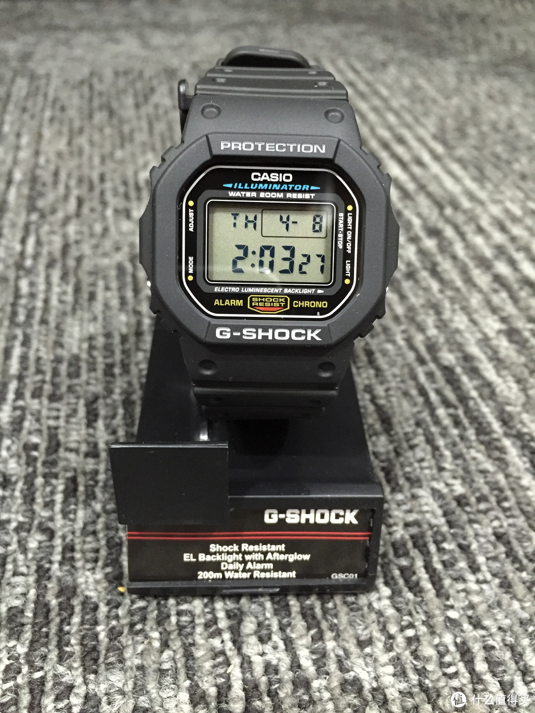 纯朴简单的 CASIO 卡西欧 G-Shock DW5600E-1V 男款腕表