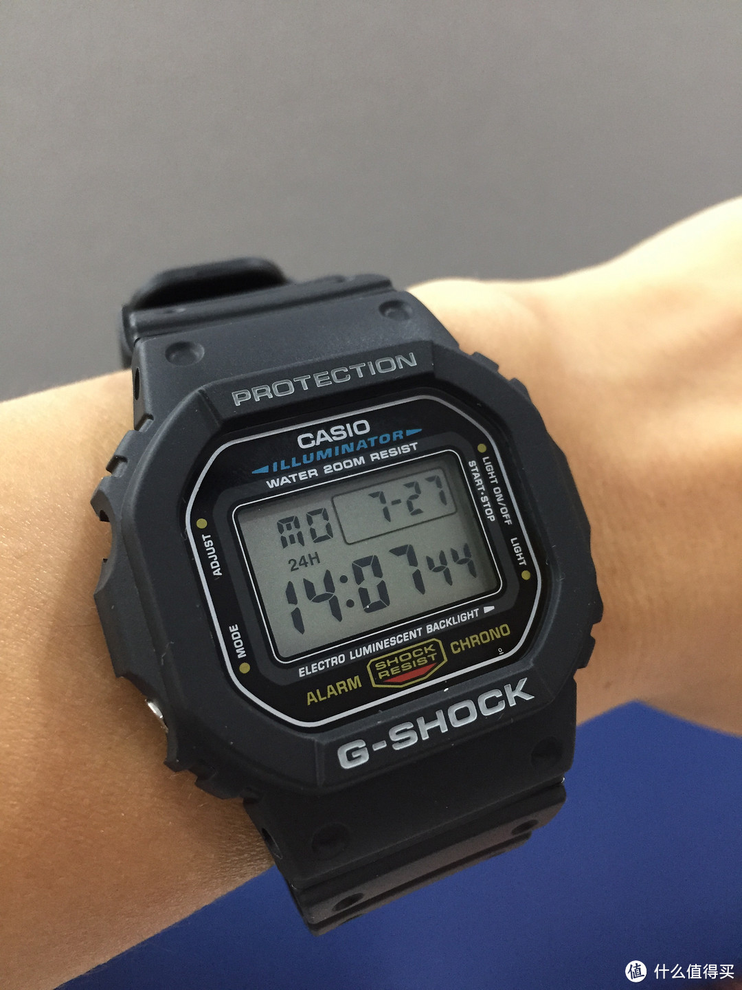 純樸簡單的 casio 卡西歐 g-shock dw5600e-1v 男款腕錶