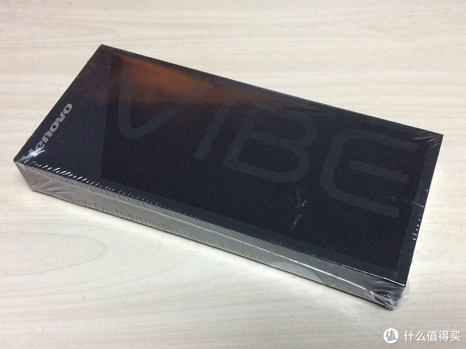 带有智能手机功能的卡片机：联想 大拍 VIBE Shot Z90